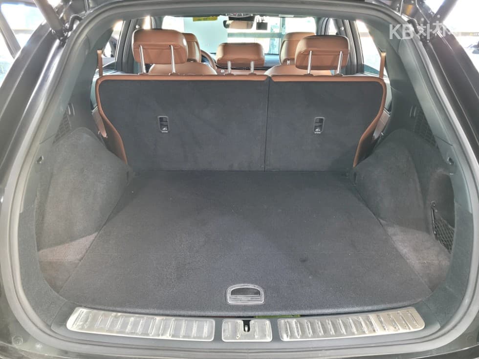 Genesis GV70Gasoline 2.5T 2WD - 29