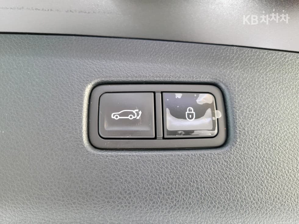 Genesis GV70Gasoline 2.5T 2WD - 30