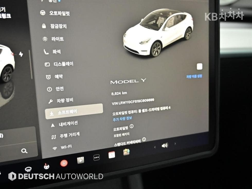 테슬라 Model YRWD Стандартен - 8