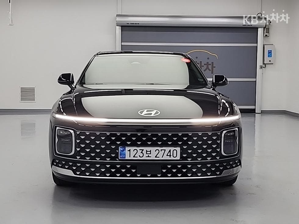 Hyundai The All New Grandeur (Azera) Hybrid1.6 Turbo Gasoline Premium - 2