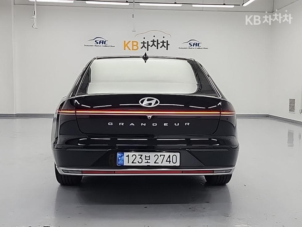 Hyundai The All New Grandeur (Azera) Hybrid1.6 Turbo Gasoline Premium - 3