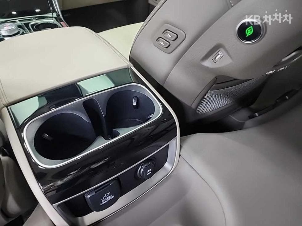 Киа Канивал 4-то поколениеВисок Лимузин (Канивал) G3.5 GDI 4-местен Signature - 13