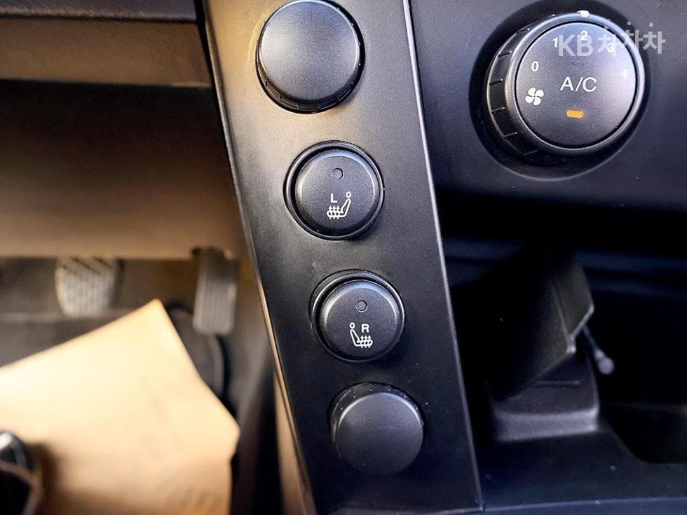 КейДжи Мобилити Корандо Спорт (pickup variant)CX5 2WD Еко (економичен клас) - 11