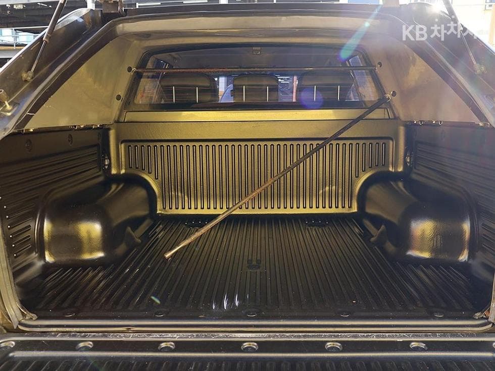 КейДжи Мобилити Корандо Спорт (pickup variant)CX5 2WD Еко (економичен клас) - 19