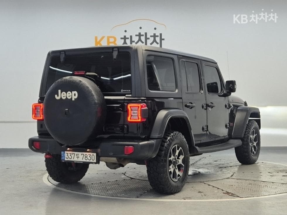 지프 랭글러 (JL)2.0 루비콘 하이 4도어 Standard - 3