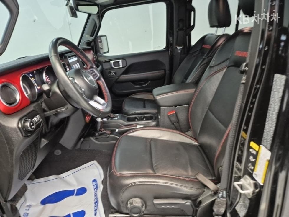 지프 랭글러 (JL)2.0 루비콘 하이 4도어 Standard - 11