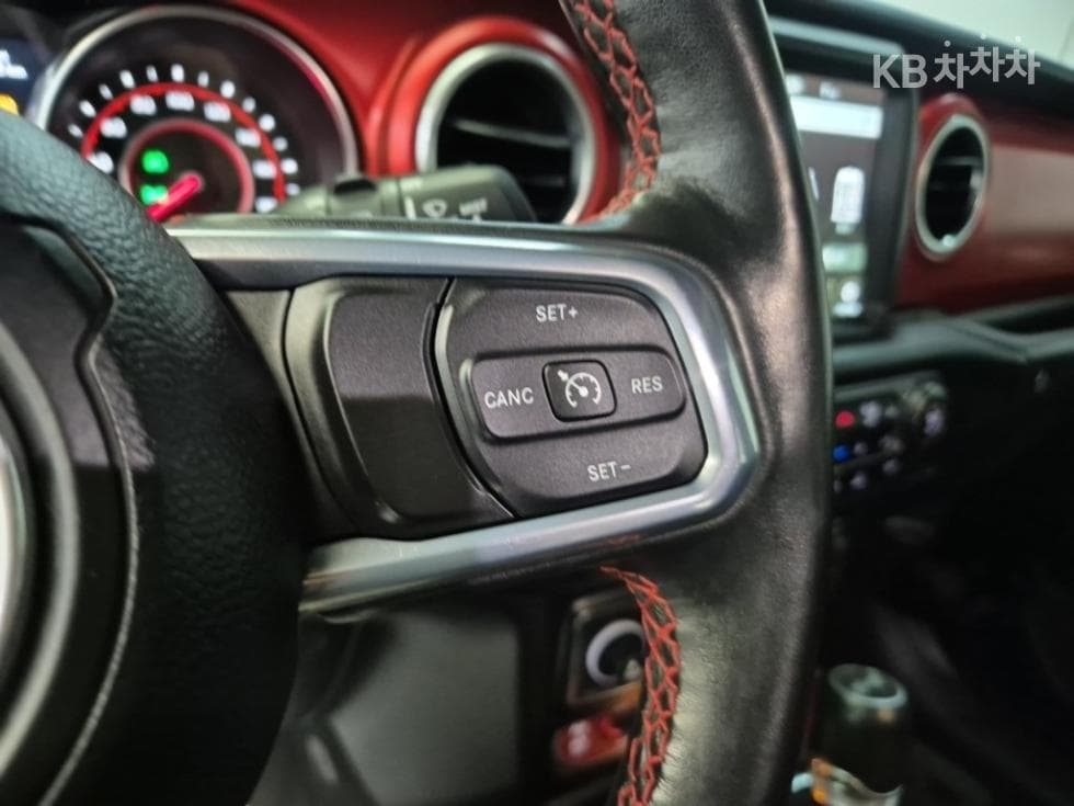 지프 랭글러 (JL)2.0 루비콘 하이 4도어 Standard - 15