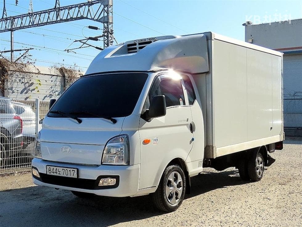 Хюндай Porter 2 LPG 냉동Товарна надстройка차 Удължено междуосие Super Cab Смарт - Image 1