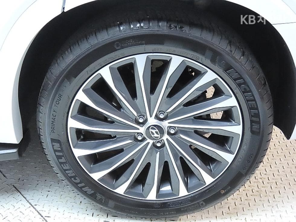 Хюндай The New (фейслифт) Palisade2.2 Дизел 2WD Calligraphy - 20