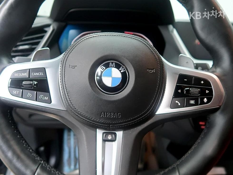 BMW 1시리즈 (F40)120i M Sport - 18