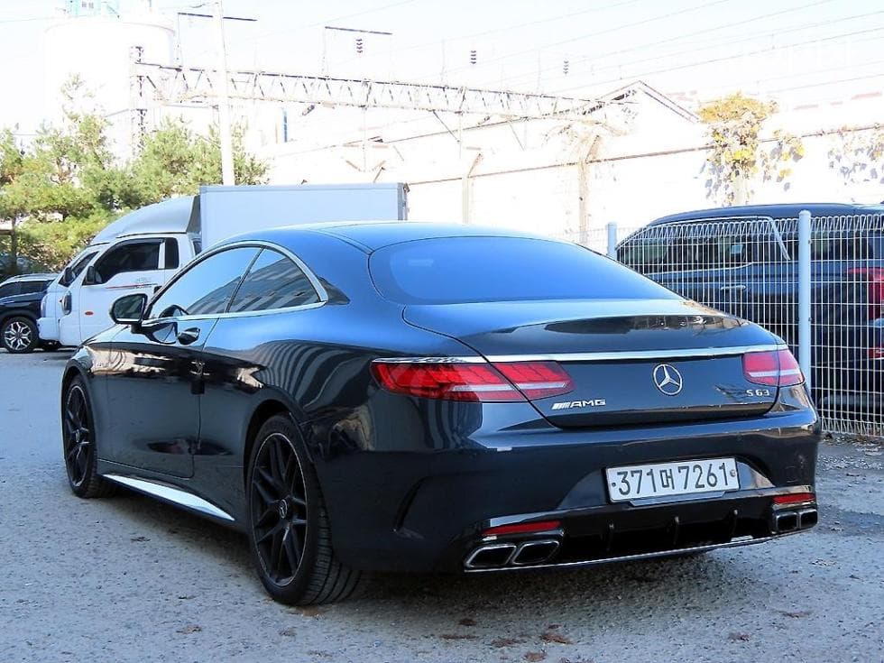 Mercedes-Benz New S-ClassS63 AMG 4MATIC+ Coupe - 3