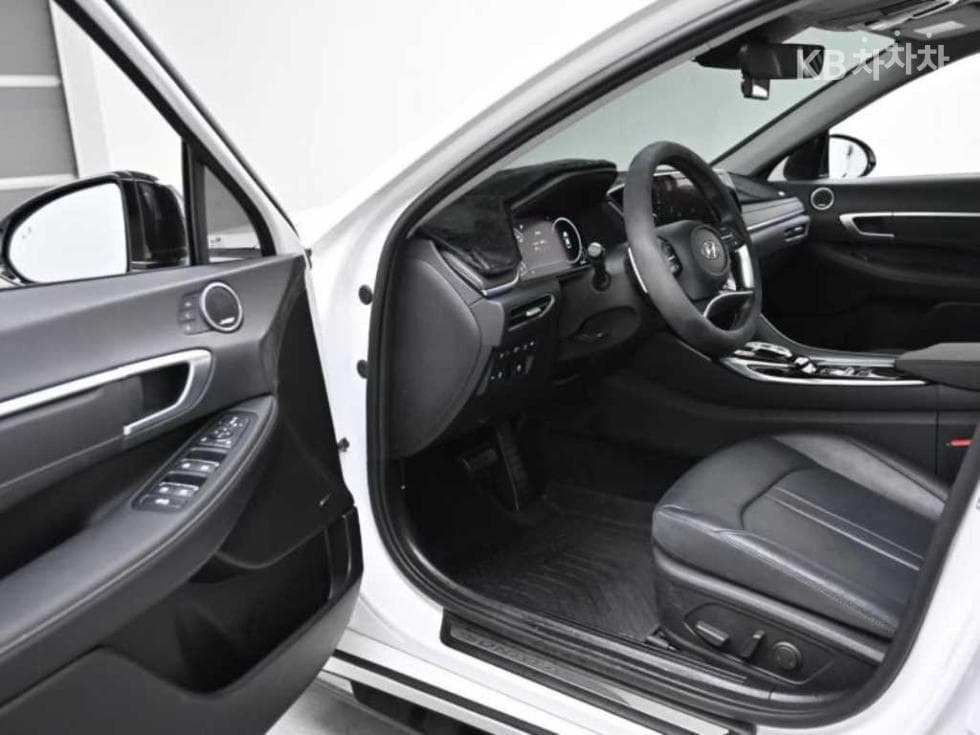 Хюндай Соната (DN8)1.6 T Inspiration - 11