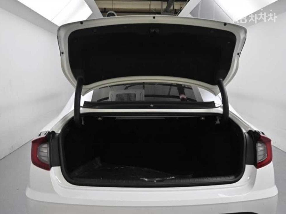 Хюндай Соната (DN8)1.6 T Inspiration - 20