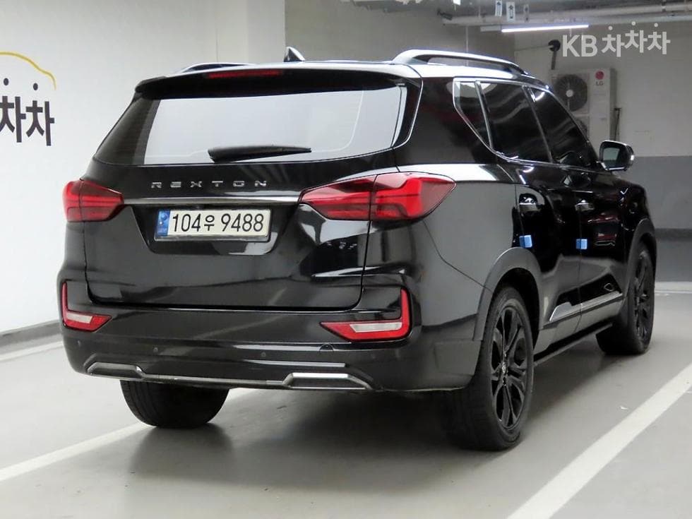 KG Mobility All New Rexton2.2 4WD 더 블랙 - 4