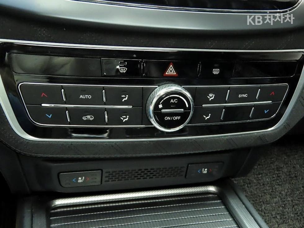 KG Mobility All New Rexton2.2 4WD 더 블랙 - 9