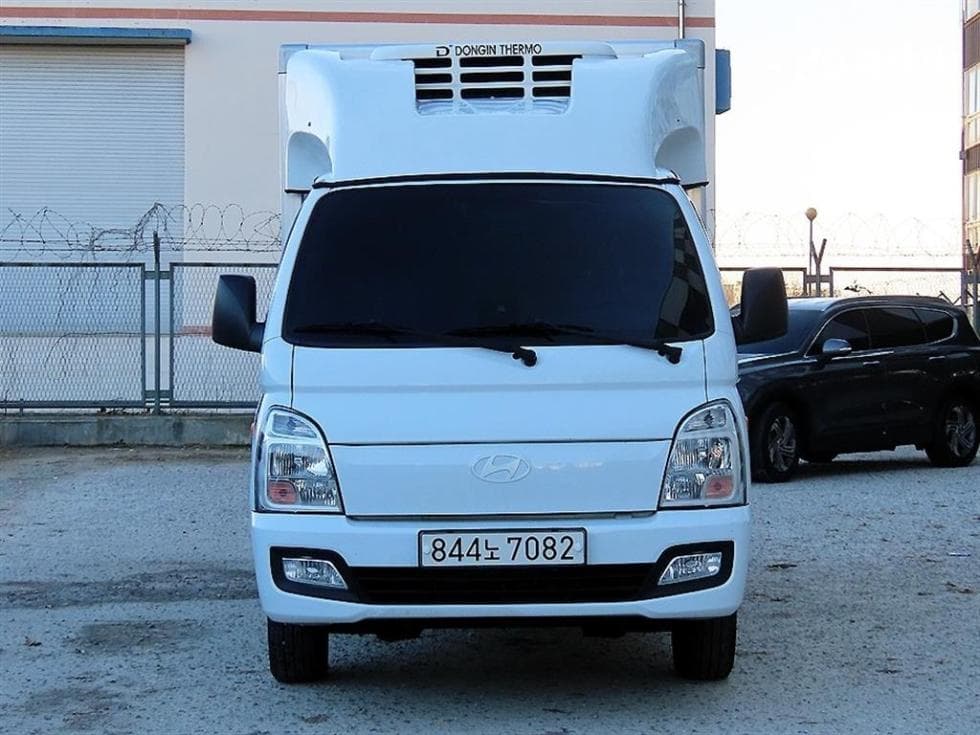 Хюндай Porter 2 LPG 냉동Товарна надстройка차 Удължено междуосие Super Cab Смарт - Image 1