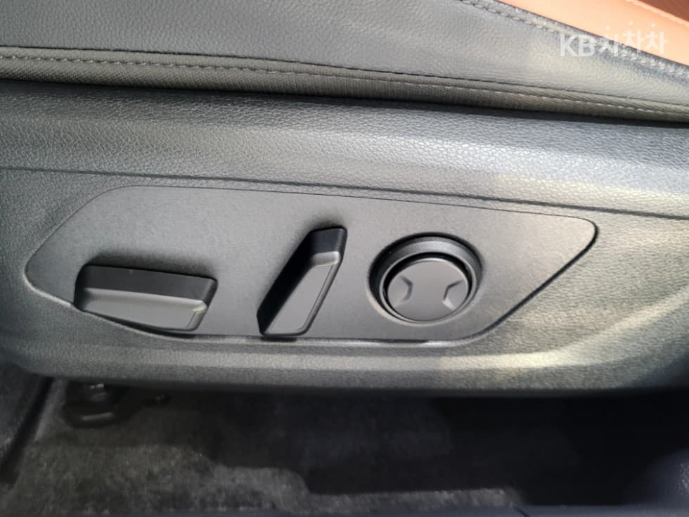 Kia The New (facelift) Sportage1.6 Gasoline Turbo 2WD X-Line - 22