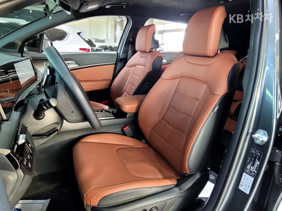 Kia The New (facelift) Sportage1.6 Gasoline Turbo 2WD X-Line - 23