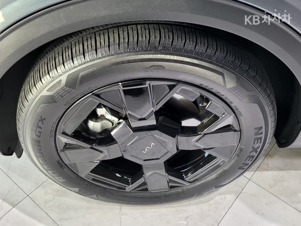 Kia The New (facelift) Sportage1.6 Gasoline Turbo 2WD X-Line - 32