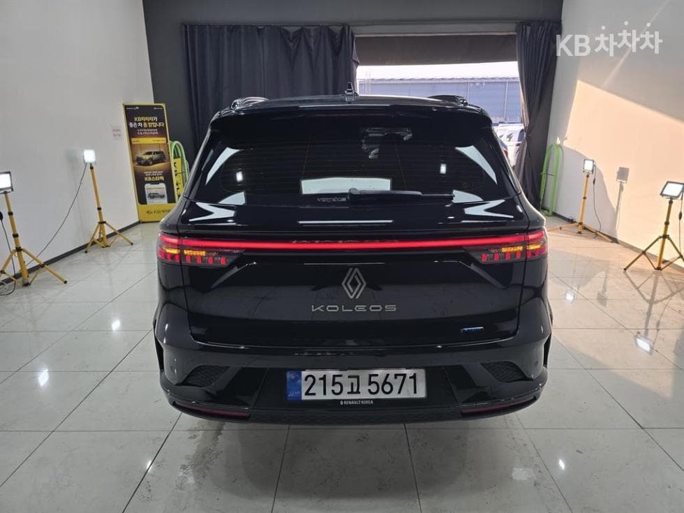 Рено Корея 그랑 콜레오스E-Tech Хибрид 에스프리 알핀 누아르 - 3