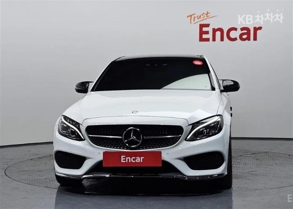 Mercedes-Benz The New (фейслифт) C-КласC450 AMG 4MATIC - 3