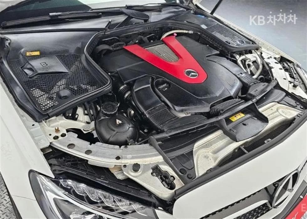 Mercedes-Benz The New (фейслифт) C-КласC450 AMG 4MATIC - 6