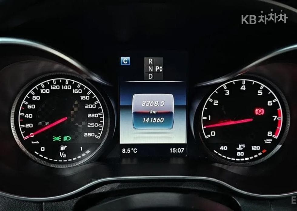 Mercedes-Benz The New (фейслифт) C-КласC450 AMG 4MATIC - 8