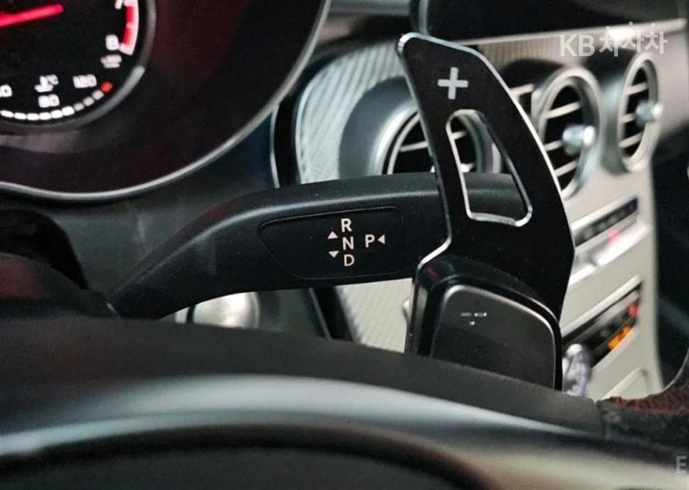 Mercedes-Benz The New (фейслифт) C-КласC450 AMG 4MATIC - 9