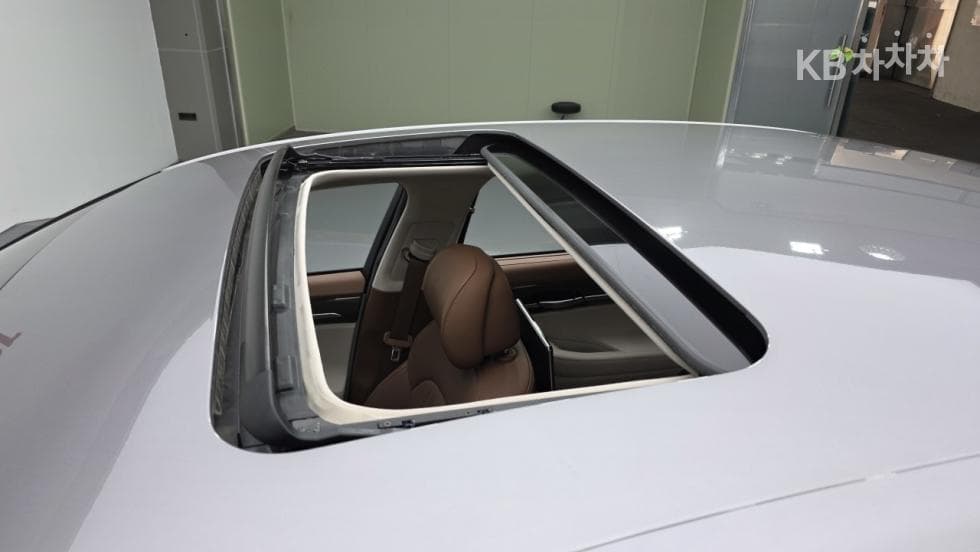 Genesis G903.8 GDi AWD Premium Luxury - 25