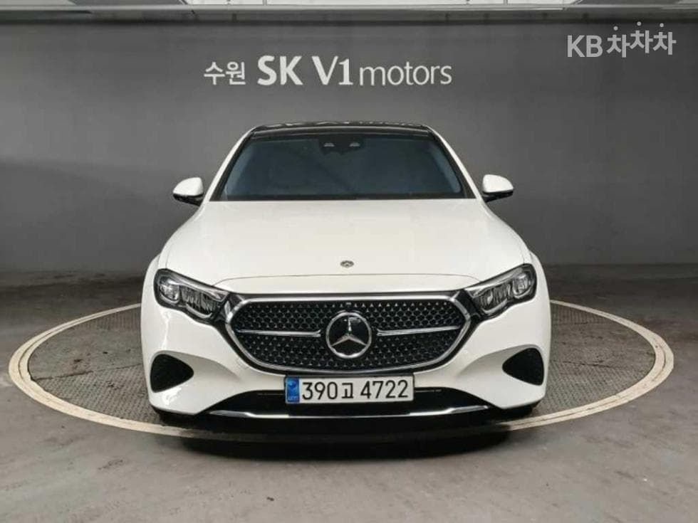 Mercedes-Benz E-클래스 (W214) E200 Avantgrade - Image 1