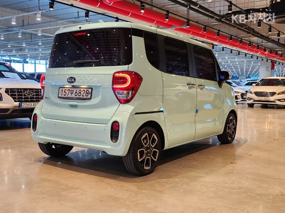 Kia The New (facelift) Ray (van)1.0 Gasoline Signature - 4