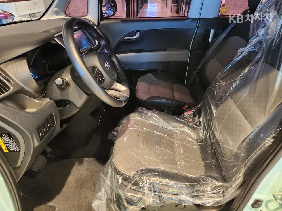 Kia The New (facelift) Ray (van)1.0 Gasoline Signature - 10