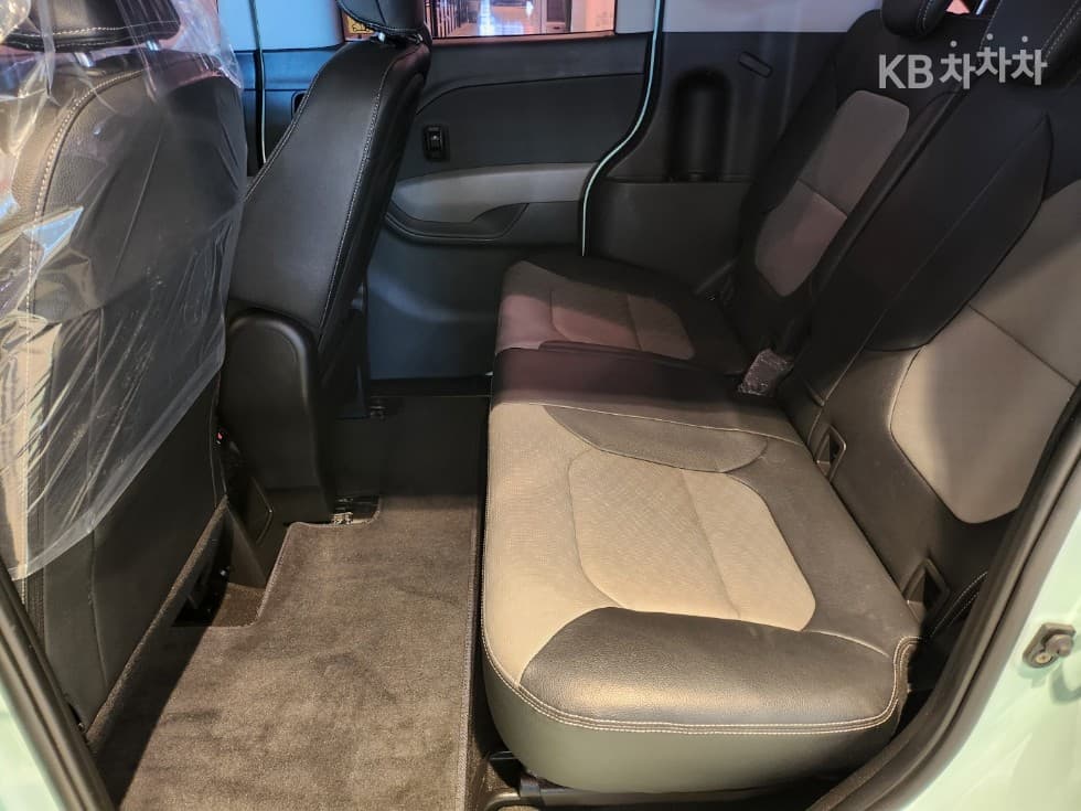 Kia The New (facelift) Ray (van)1.0 Gasoline Signature - 11