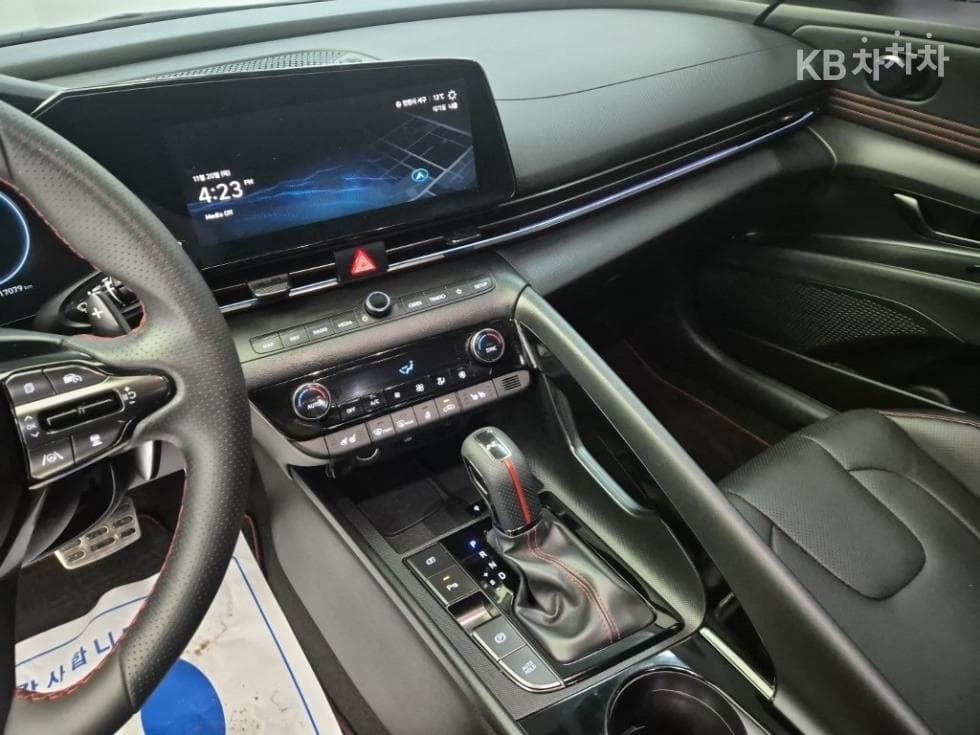 Хюндай The New (фейслифт) Avante (Elantra) Хибрид (CN7)1.6 HEV Inspiration - 10