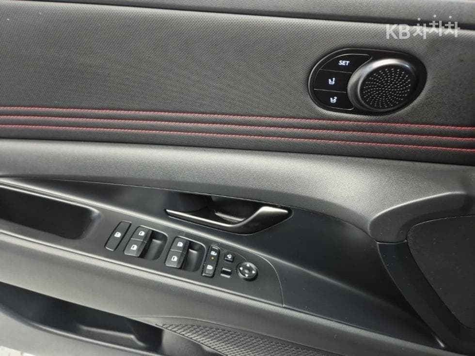 Хюндай The New (фейслифт) Avante (Elantra) Хибрид (CN7)1.6 HEV Inspiration - 18