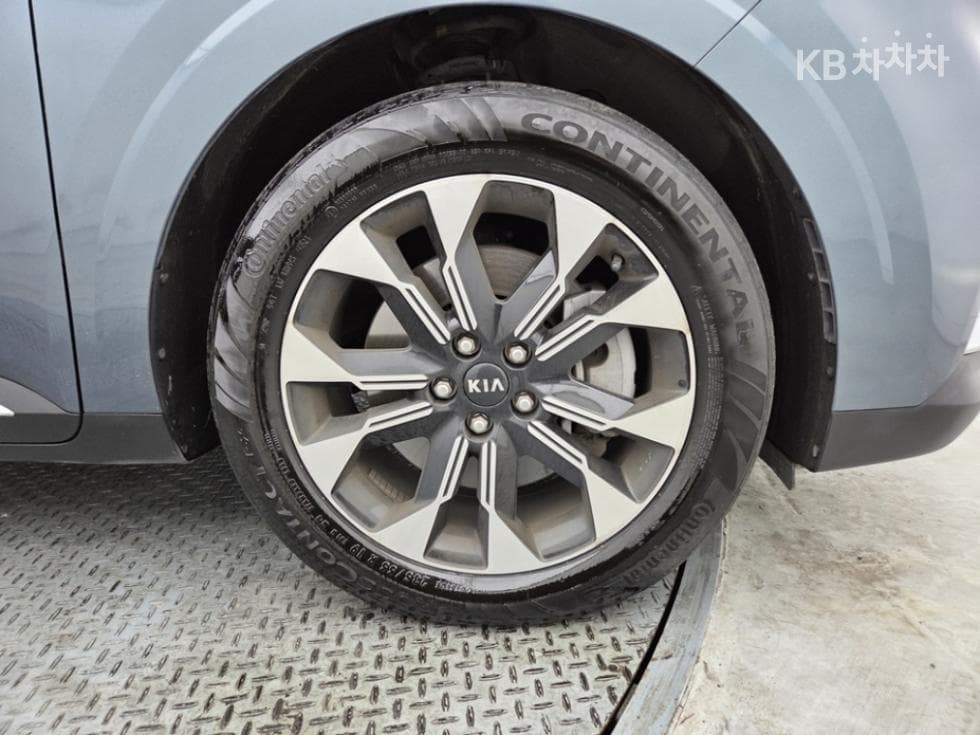 Киа Канивал 4-то поколениеD2.2 9-местен Signature - 7