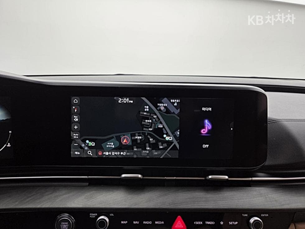 Киа Канивал 4-то поколениеD2.2 9-местен Signature - 20