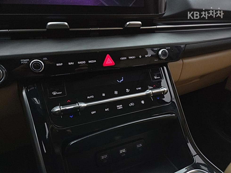 Киа Канивал 4-то поколениеD2.2 9-местен Signature - 22