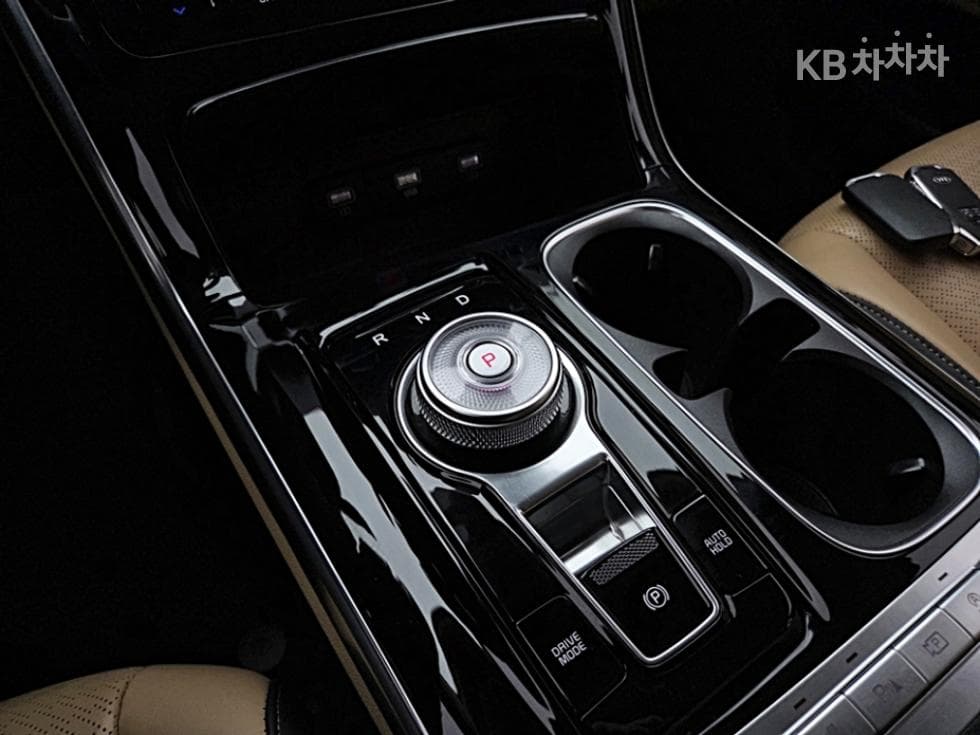 Киа Канивал 4-то поколениеD2.2 9-местен Signature - 23