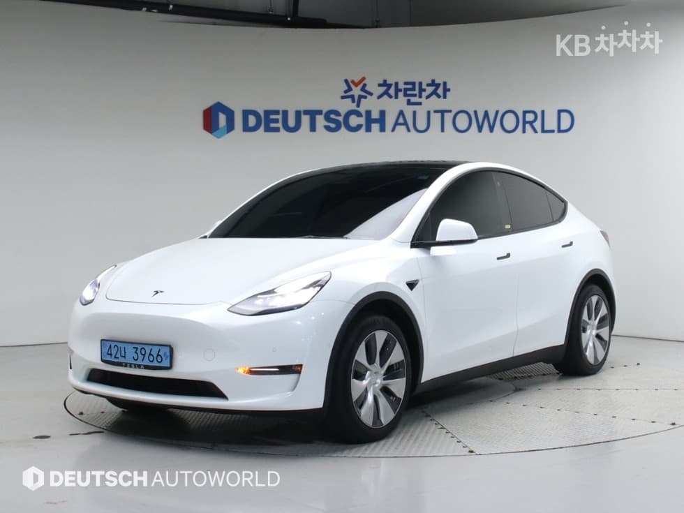 테슬라 Model Y Standard Range - Image 1