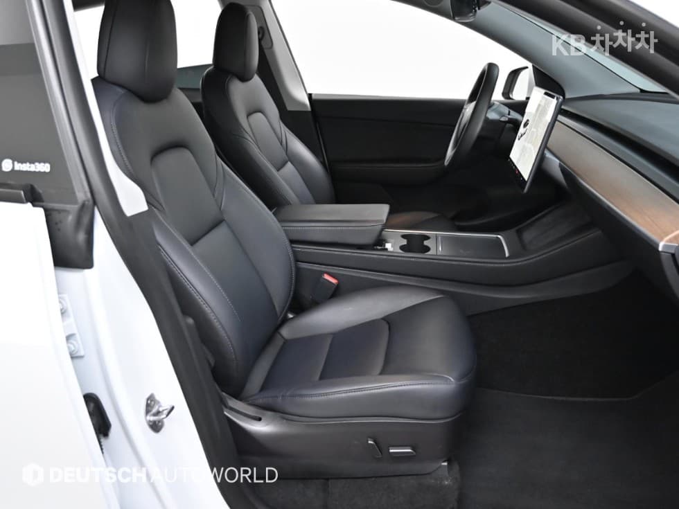 테슬라 Model YStandard Range - 10