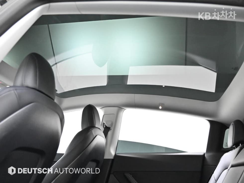 테슬라 Model YStandard Range - 19