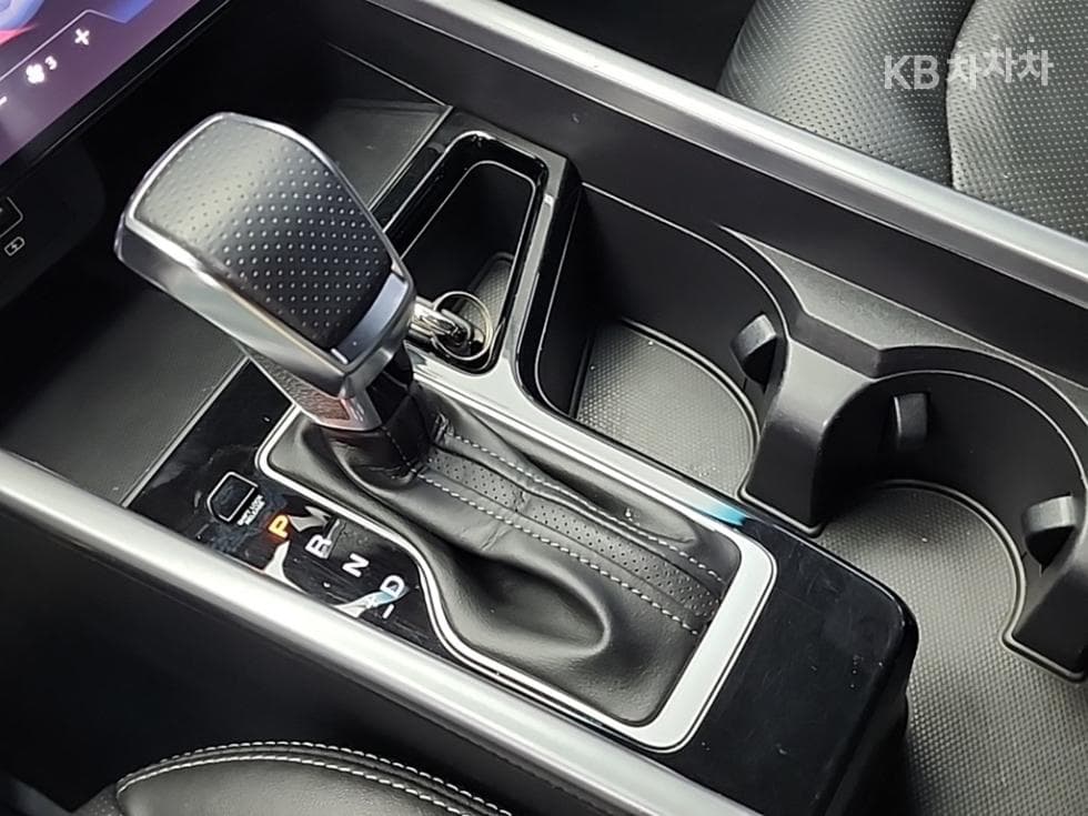 KG Mobility 토레스(J100)1.5 GDI Turbo T5 - 8