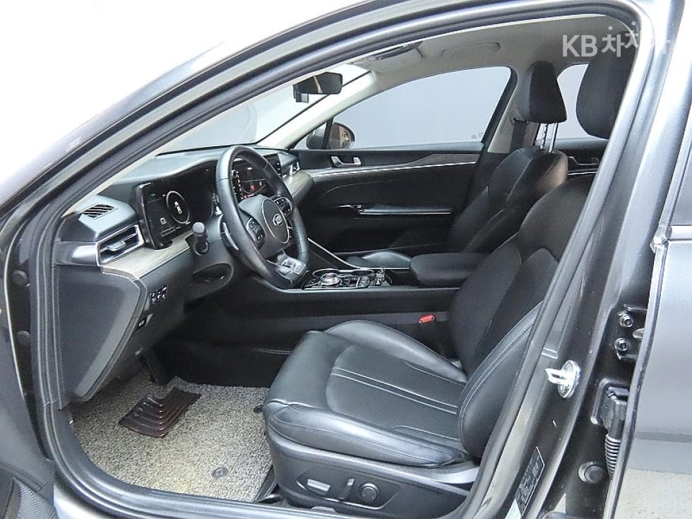 Kia K5 3rd Gen1.6 Gasoline Turbo Noblesse - 10