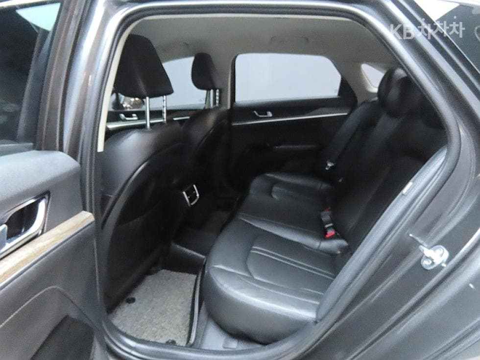 Kia K5 3rd Gen1.6 Gasoline Turbo Noblesse - 11