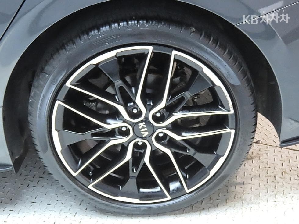 Kia K5 3rd Gen1.6 Gasoline Turbo Noblesse - 20