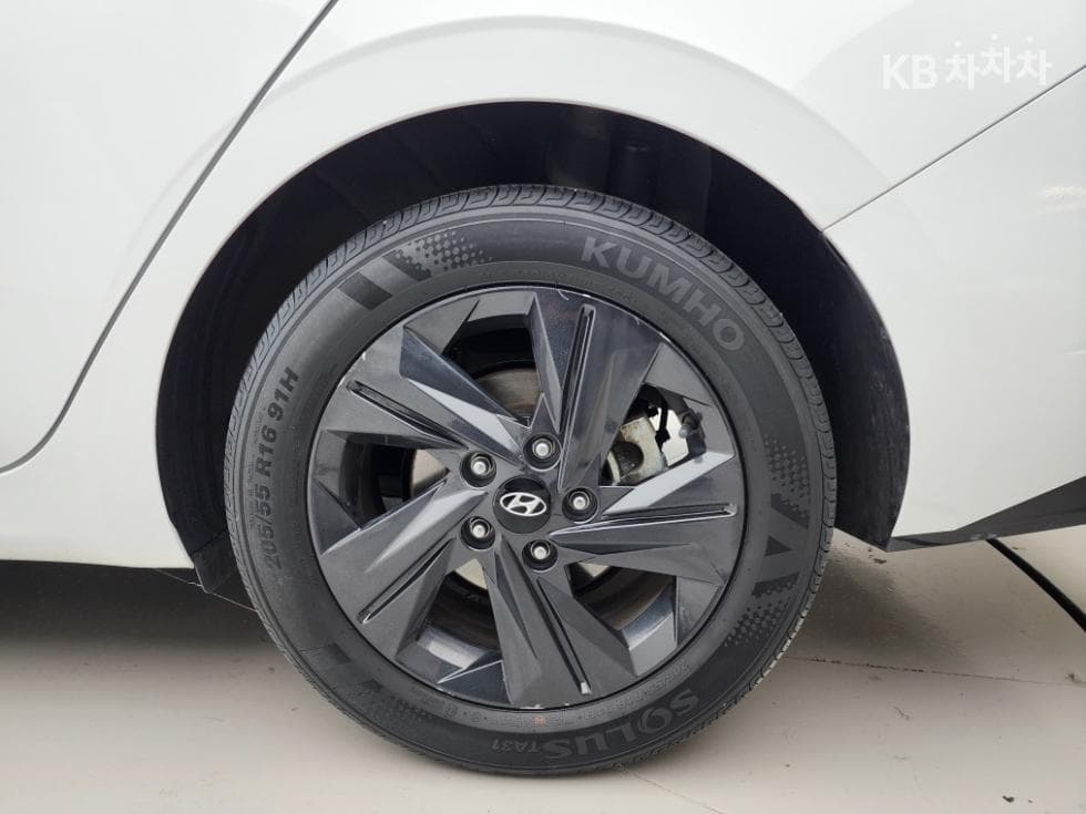 Хюндай All New Avante (Elantra)(CN7)1.6 Бензин Inspiration - 25