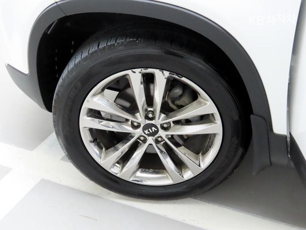Kia NewSorentoRDiesel 2.0 2WD Prestige - 19