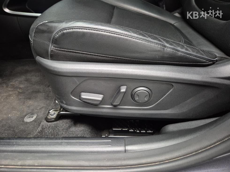 Хюндай The All New Туксон(NX (Lexus SUV)4)Бензин 1.6T 4x4 Inspiration - 17