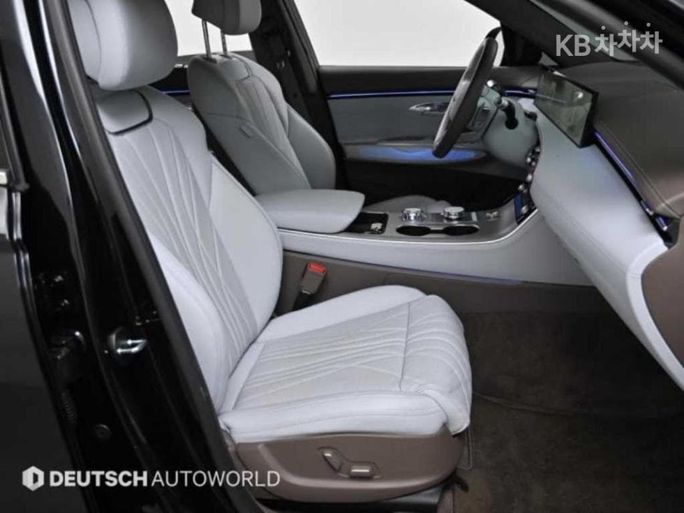 Дженезис GV70Бензин 2.5T AWD - 10